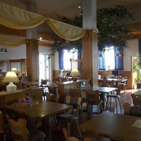 Hotel Im Bahnhof Passavia Esterno foto